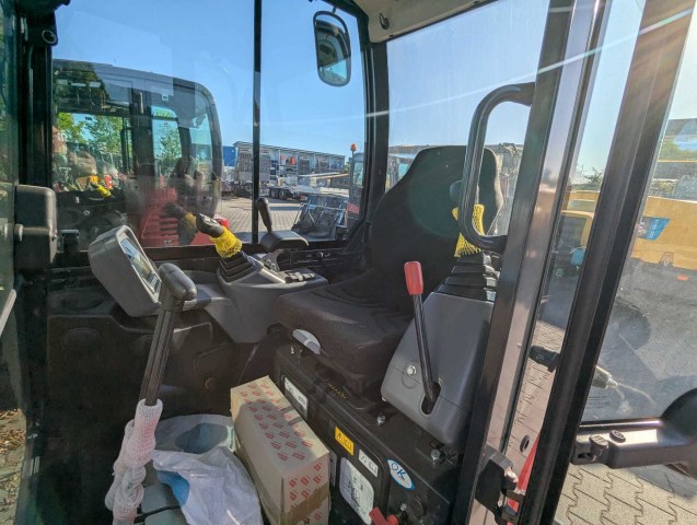 GG3420 (10)